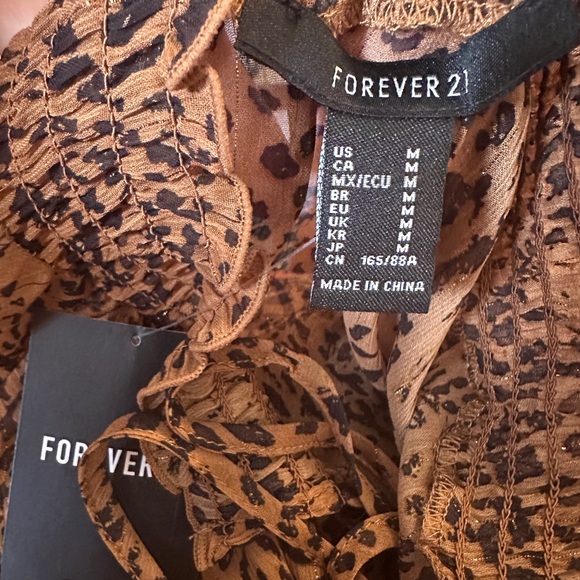 Forever 21 Cheetah Print Sheer Cropped Blouse M NWT - Picture 7 of 8